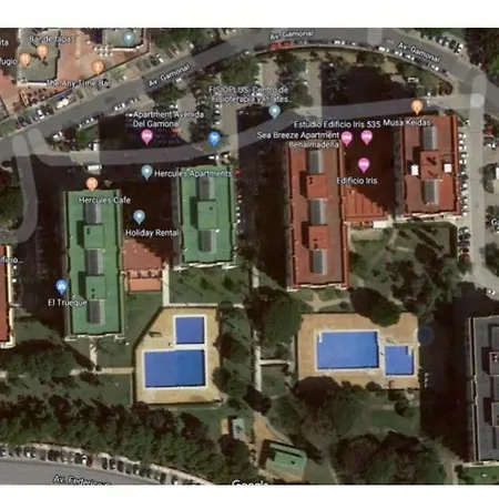 Apartamento Con Aire Acondicionado+jardin Y Piscina *